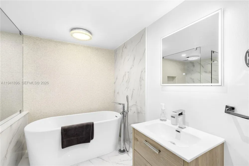 9455 Collins Ave #806 Surfside, FL 33154