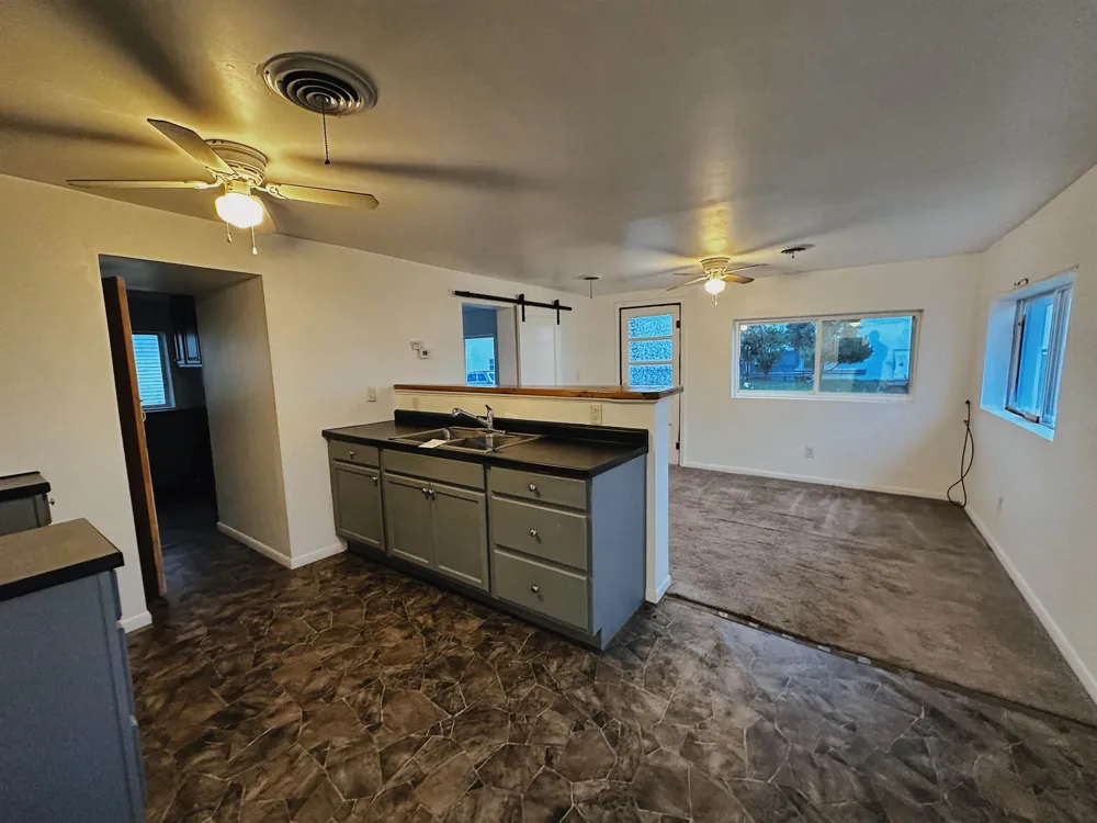 214 Grover Avenue Alma City, MI 48801
