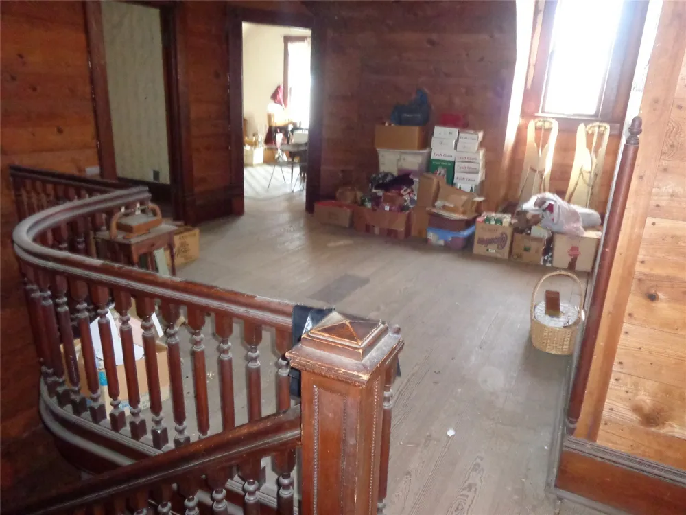 506 S 3rd Street Grandview, TX 76050