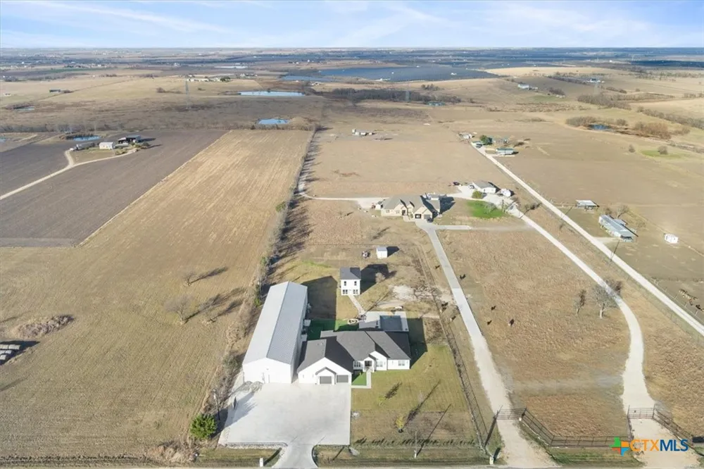 10940 Wedel Cemetery Road Rogers, TX 76569