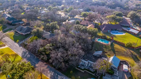 305 Cedar Creek Court