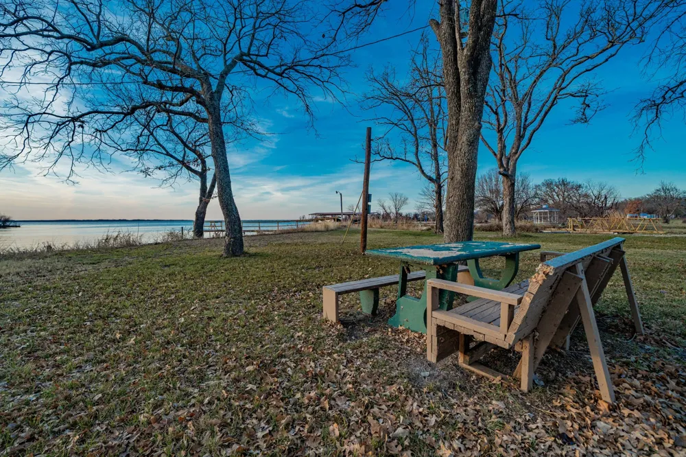 674 Briggs Boulevard East Tawakoni, TX 75472