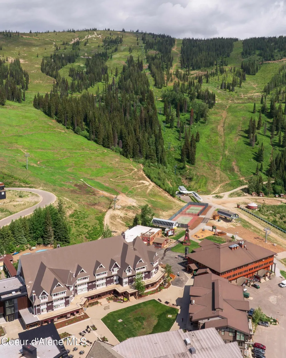 135 Chutes Ln Sandpoint, ID 83864