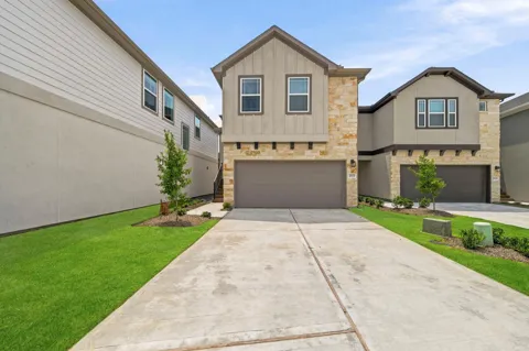 2975 Park Hill Lane