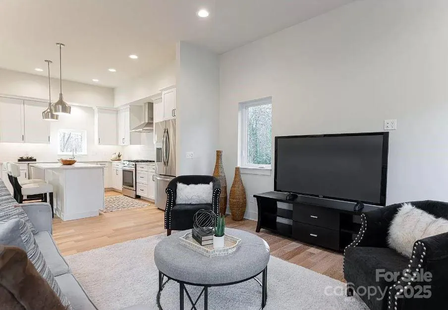 17 Macallan Lane Asheville, NC 28805