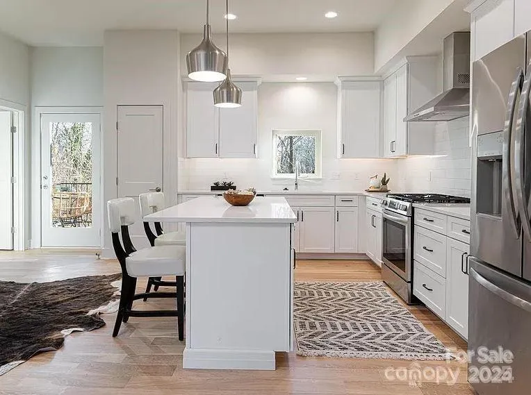 17 Macallan Lane Asheville, NC 28805