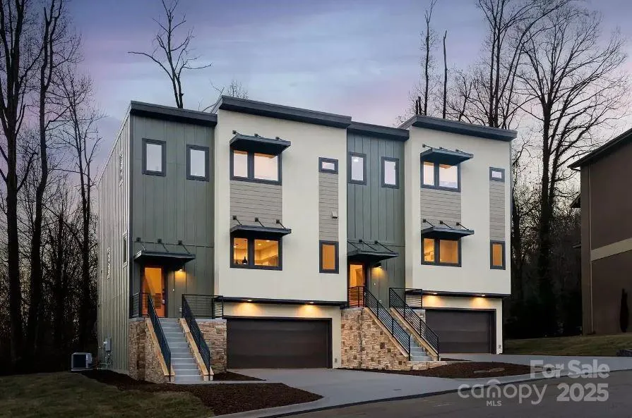 17 Macallan Lane Asheville, NC 28805