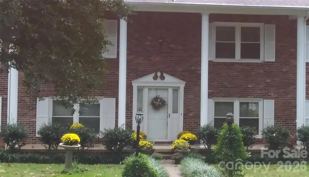 3065 Woodstream Drive Valdese, NC 28690