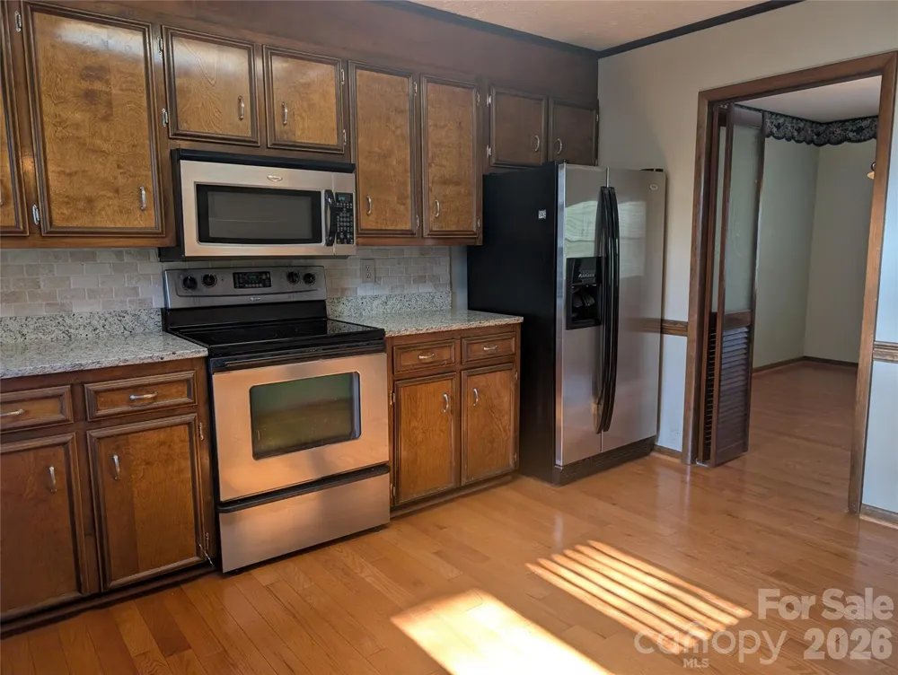 3065 Woodstream Drive Valdese, NC 28690