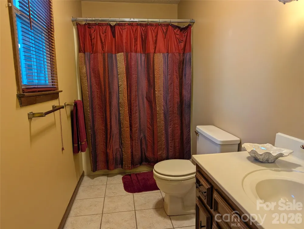 3065 Woodstream Drive Valdese, NC 28690