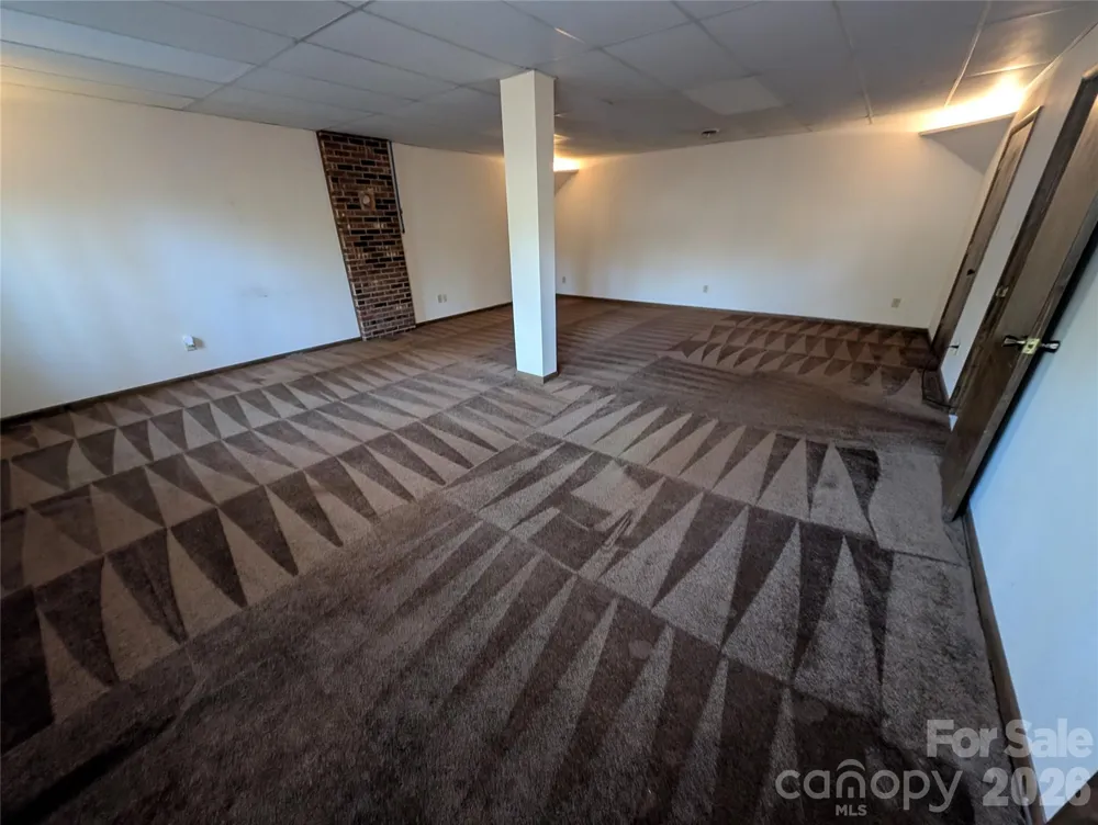 3065 Woodstream Drive Valdese, NC 28690