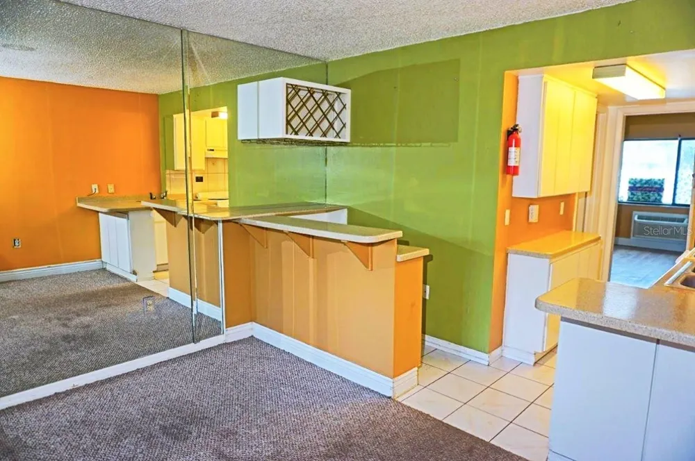 1865 MAZO MANOR #J5 Lutz, FL 33558
