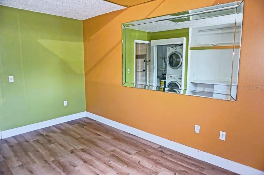 1865 MAZO MANOR #J5 Lutz, FL 33558