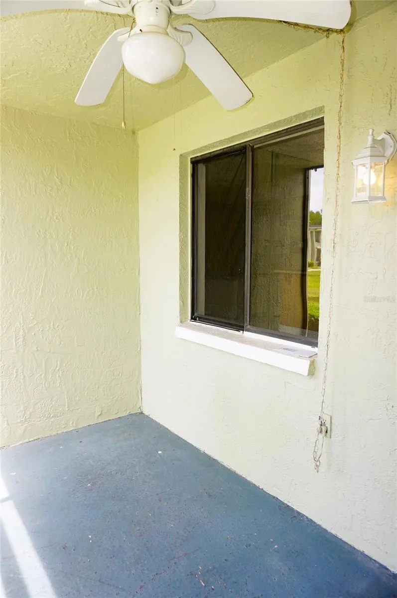 1865 MAZO MANOR #J5 Lutz, FL 33558