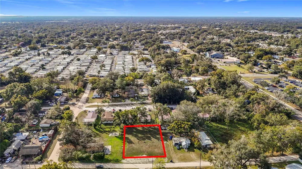 38548 CALUMET AVENUE Zephyrhills, FL 33542