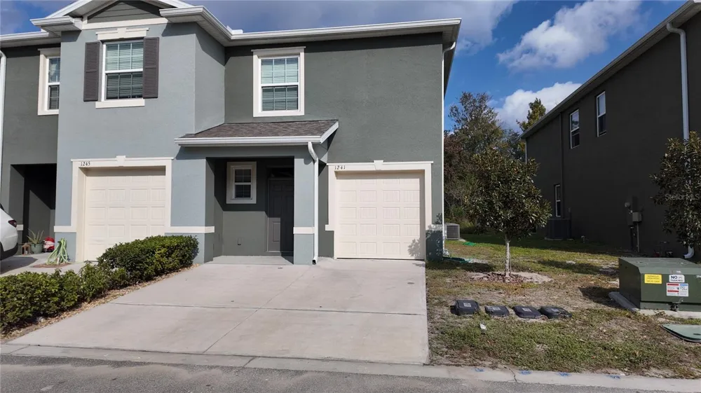 1241 YELLOW FINCH DRIVE Davenport, FL 33837
