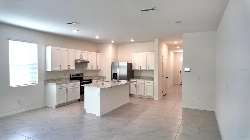 1241 YELLOW FINCH DRIVE Davenport, FL 33837