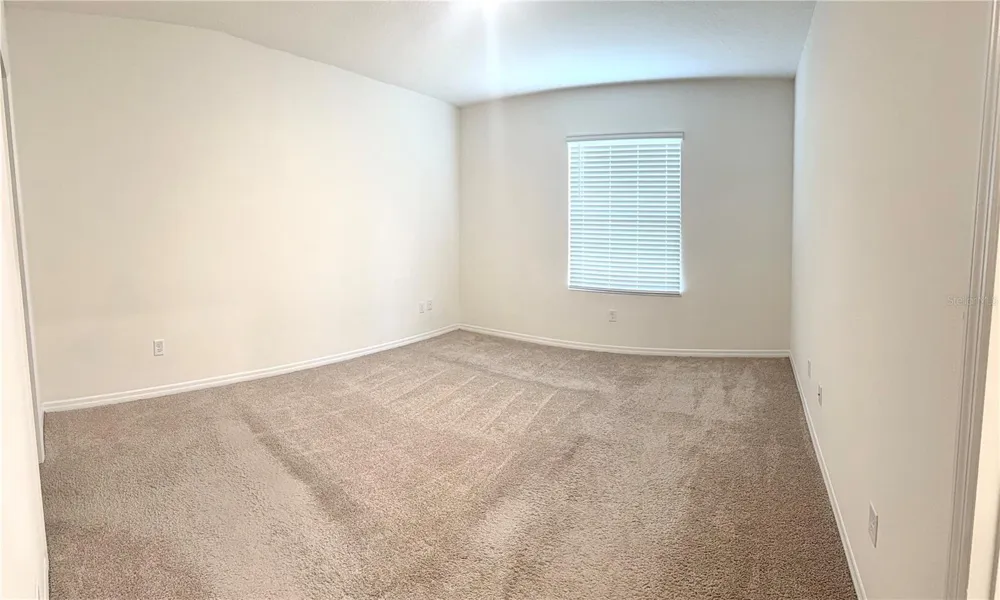 1241 YELLOW FINCH DRIVE Davenport, FL 33837