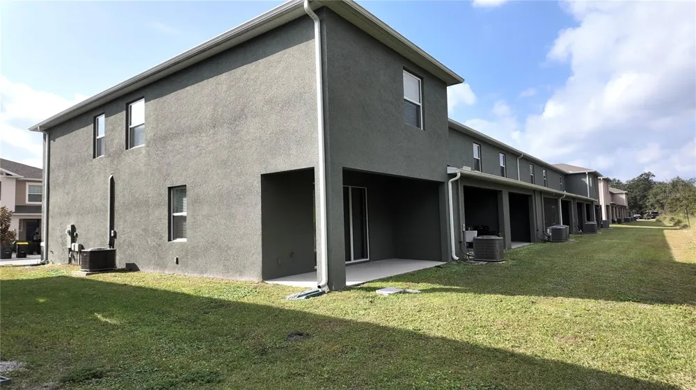 1241 YELLOW FINCH DRIVE Davenport, FL 33837