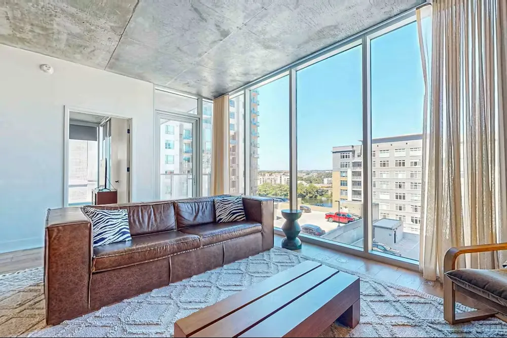 48 East Avenue #1210