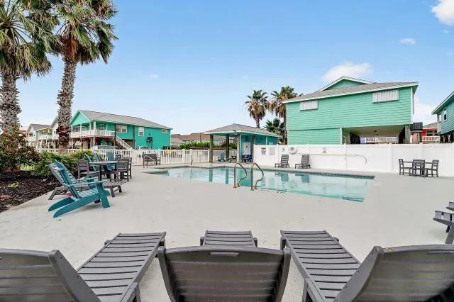1924 S 11th Street #8 Port Aransas, TX 78373