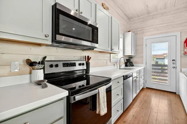 1924 S 11th Street #8 Port Aransas, TX 78373