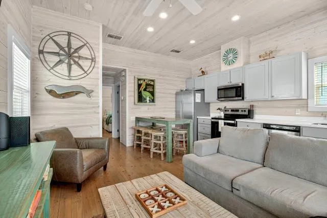 1924 S 11th Street #8 Port Aransas, TX 78373