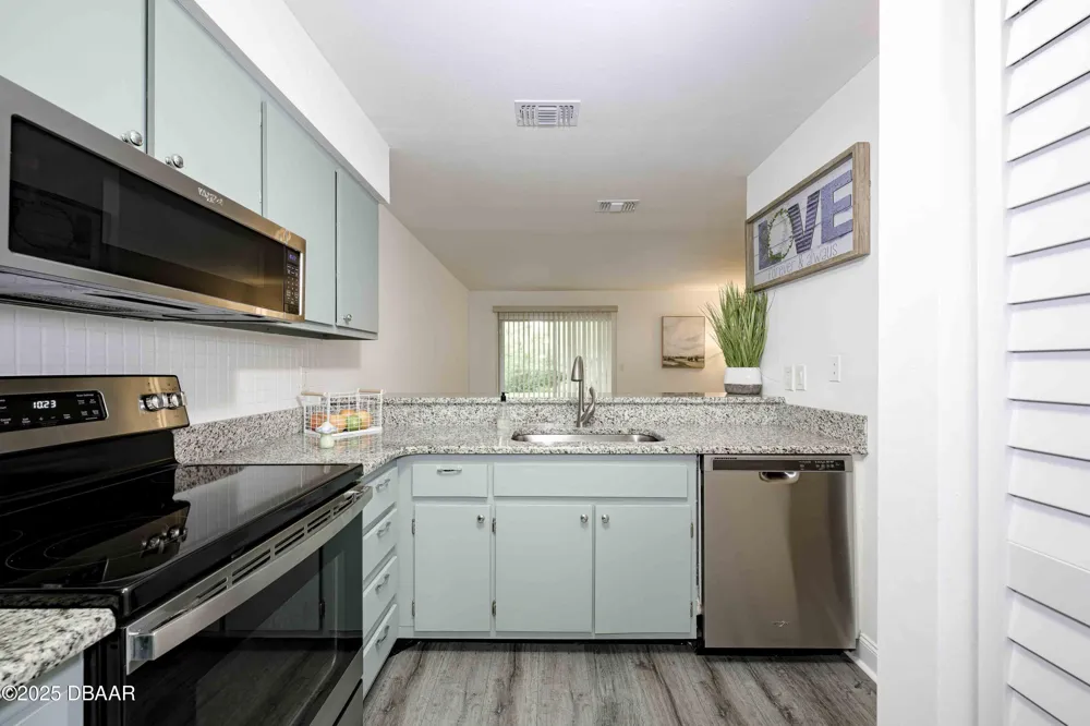 480 Reed Canal Road #13 South Daytona, FL 32119