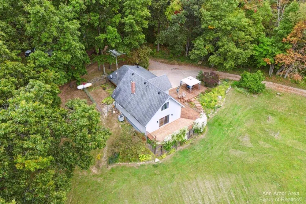 7870 Sears Road Spring Arbor Township, MI 49246