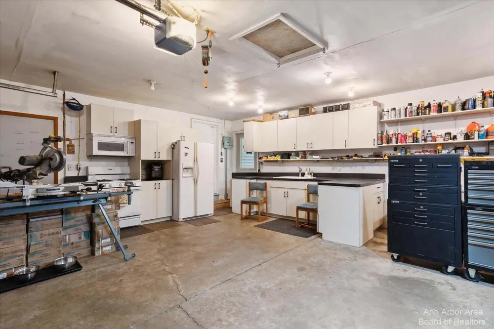 7870 Sears Road Spring Arbor Township, MI 49246