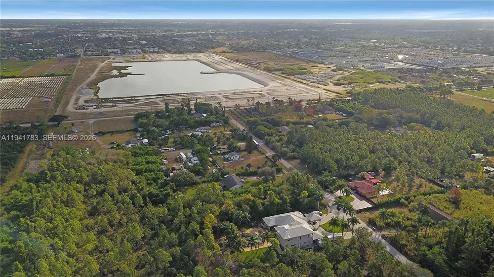 193 SW 334 Street Florida City, FL 33034