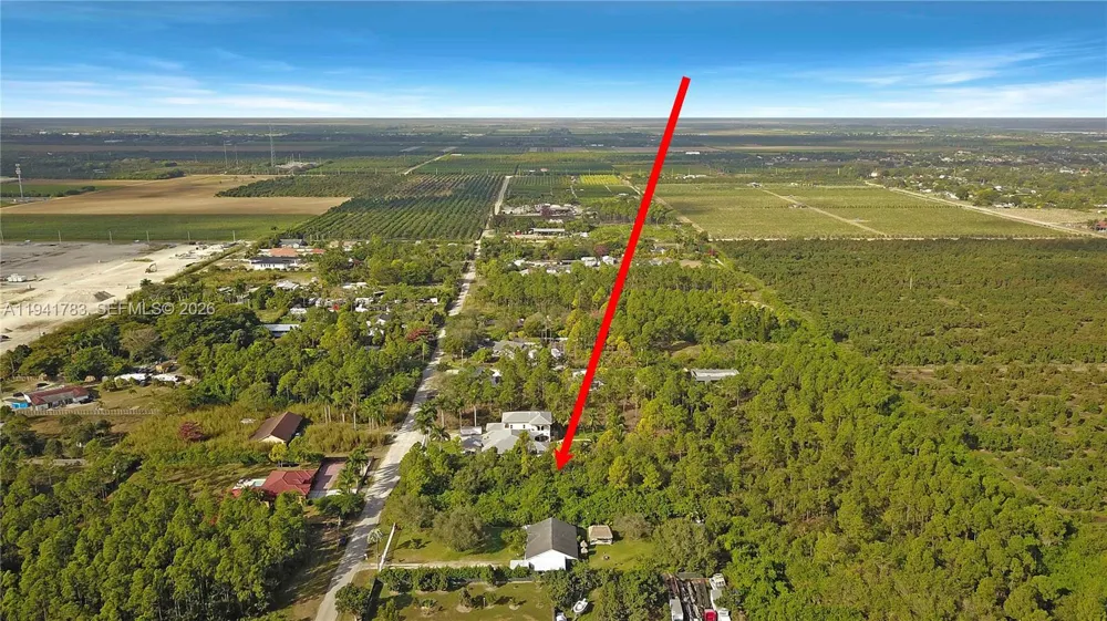 193 SW 334 Street Florida City, FL 33034