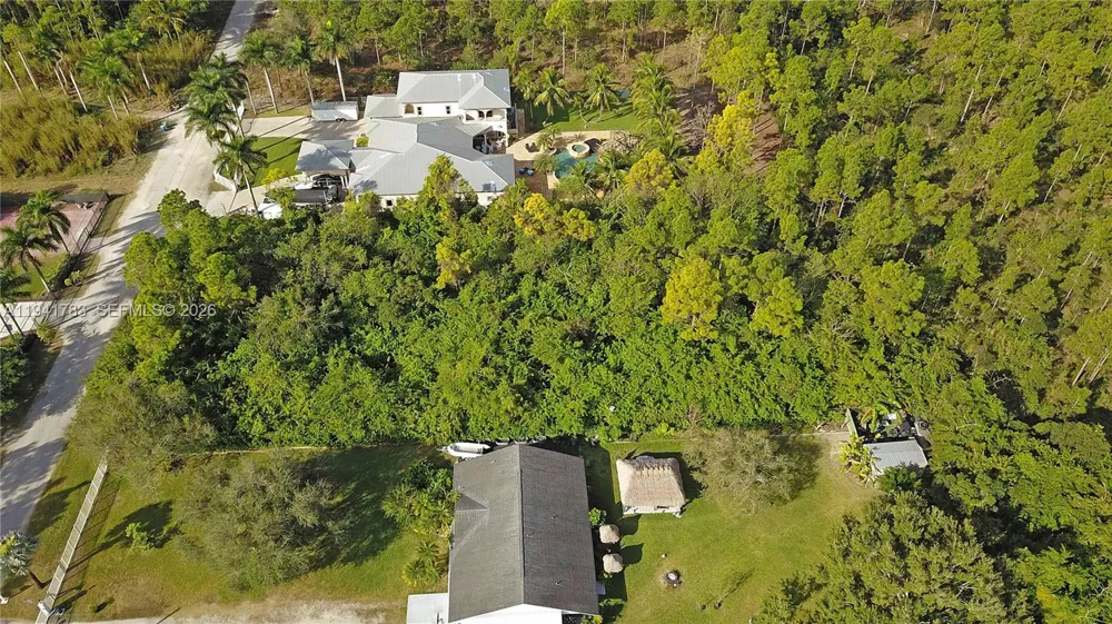 193 SW 334 Street Florida City, FL 33034