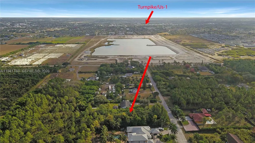 193 SW 334 Street Florida City, FL 33034