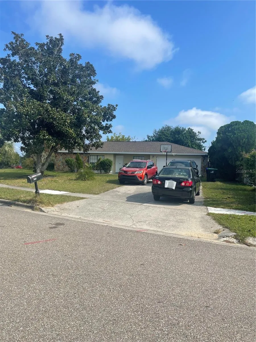 2851 HICKORY CREEK DRIVE