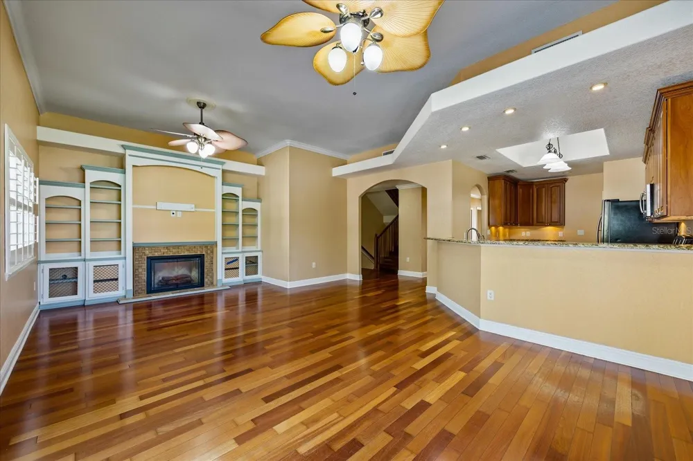 136 175TH AVENUE E Redington Shores, FL 33708