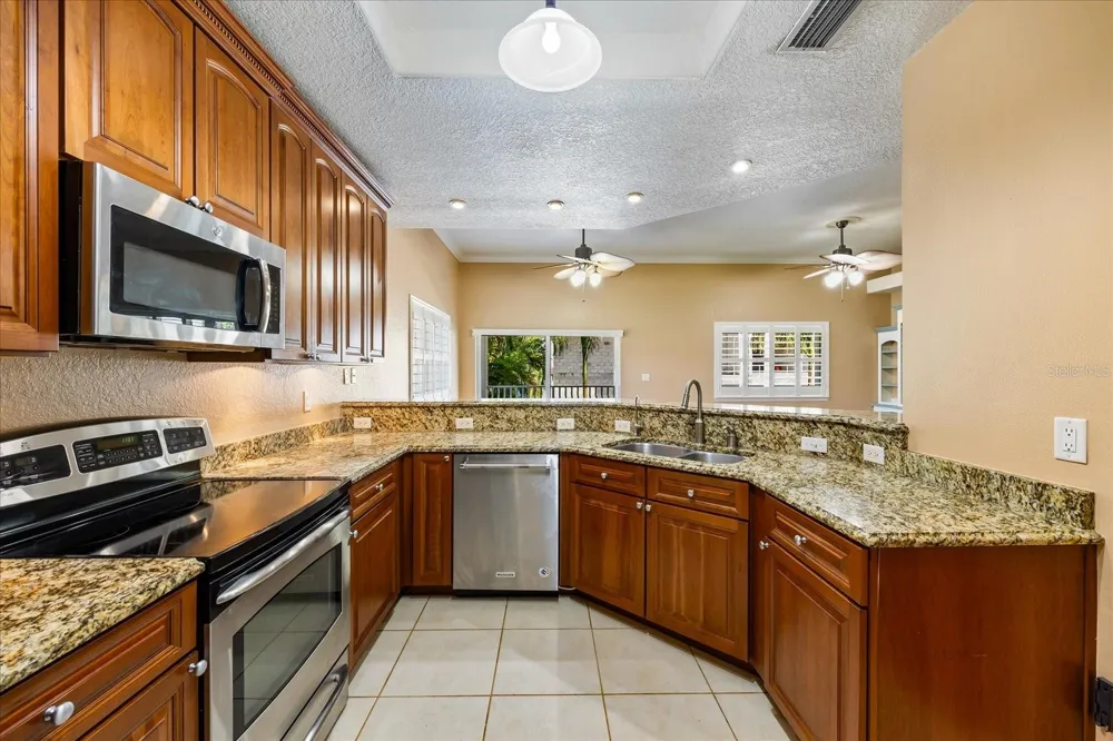 136 175TH AVENUE E Redington Shores, FL 33708