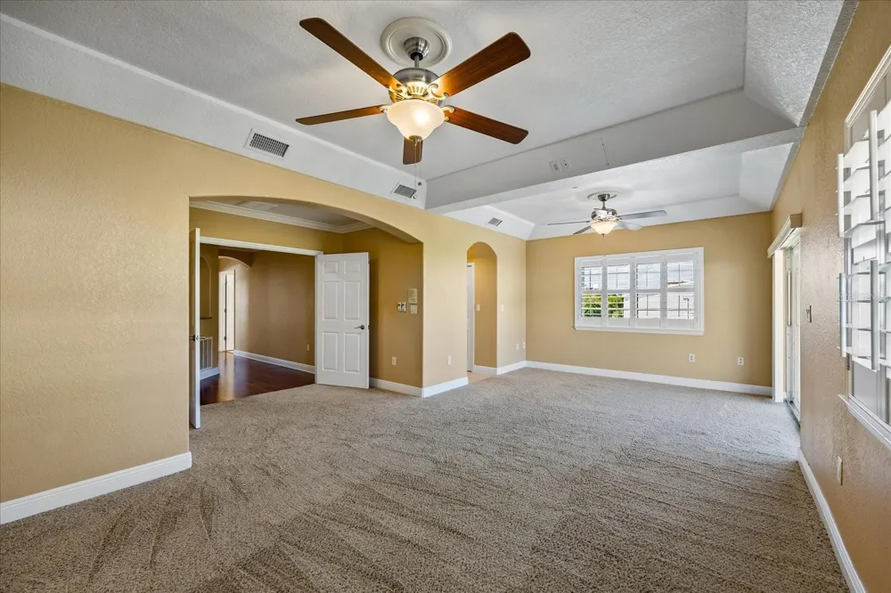 136 175TH AVENUE E Redington Shores, FL 33708
