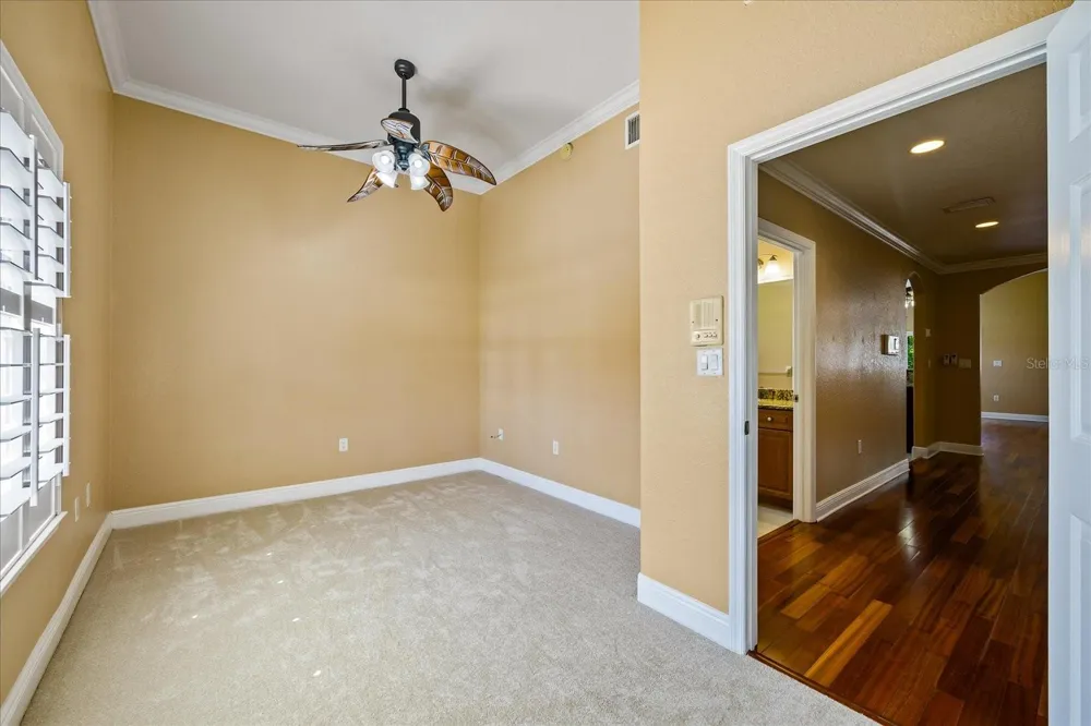 136 175TH AVENUE E Redington Shores, FL 33708