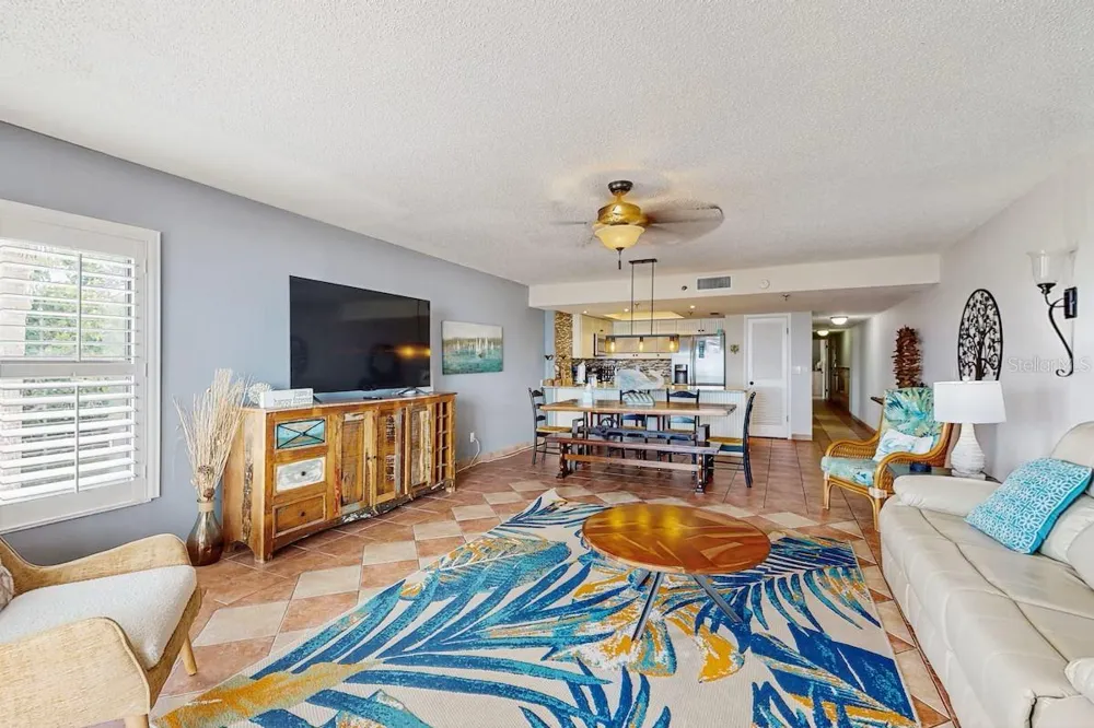 19236 GULF BOULEVARD #104 Indian Shores, FL 33785