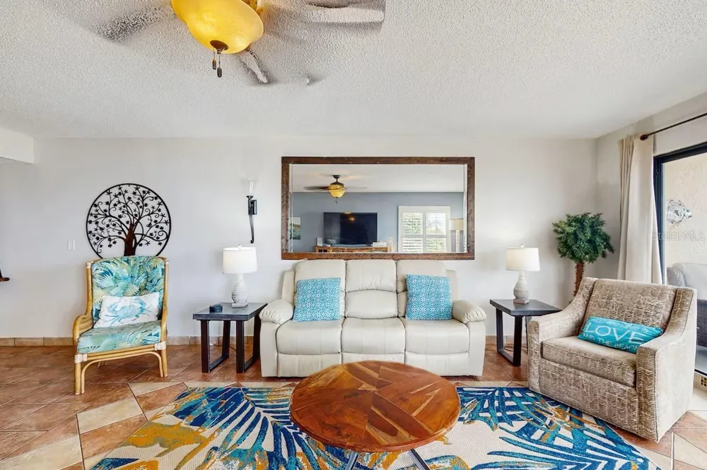 19236 GULF BOULEVARD #104 Indian Shores, FL 33785