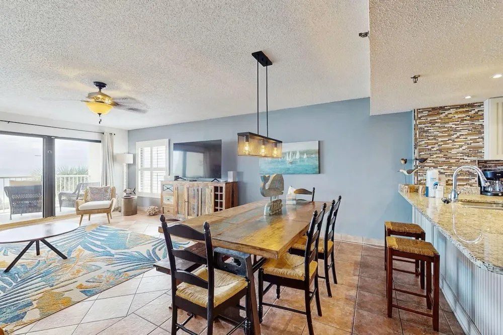 19236 GULF BOULEVARD #104 Indian Shores, FL 33785