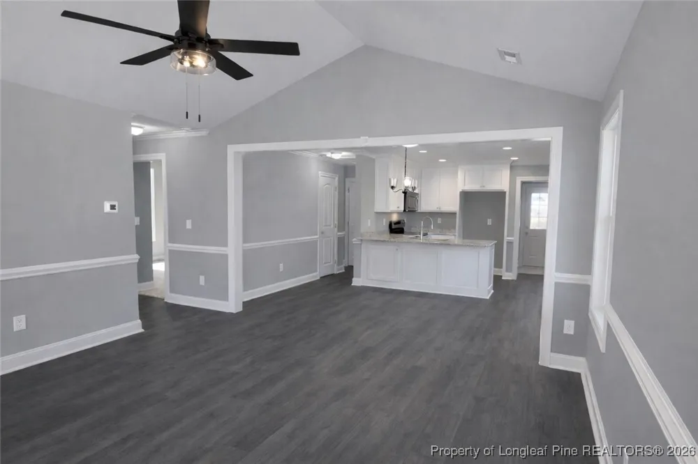 802 Holmes Street Clinton, NC 28328