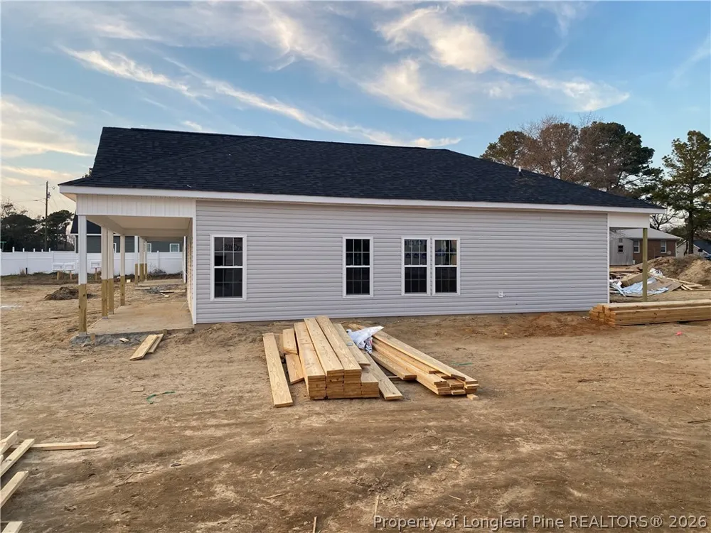 802 Holmes Street Clinton, NC 28328