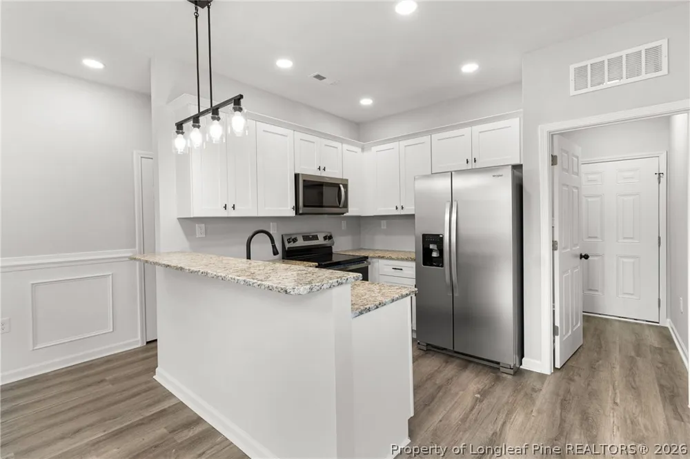 802 Holmes Street Clinton, NC 28328