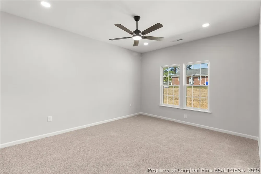 802 Holmes Street Clinton, NC 28328