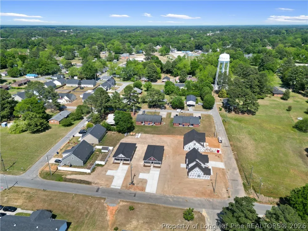 802 Holmes Street Clinton, NC 28328