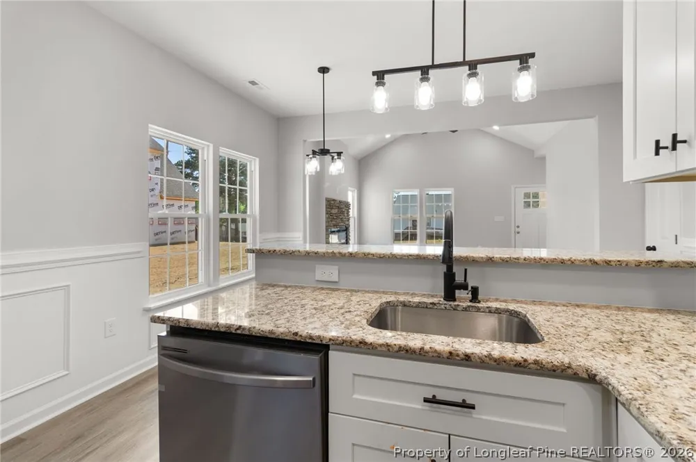 802 Holmes Street Clinton, NC 28328