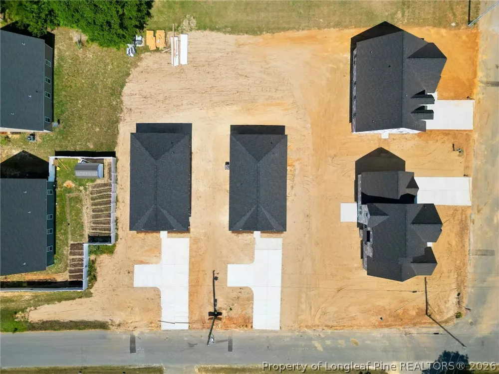 802 Holmes Street Clinton, NC 28328