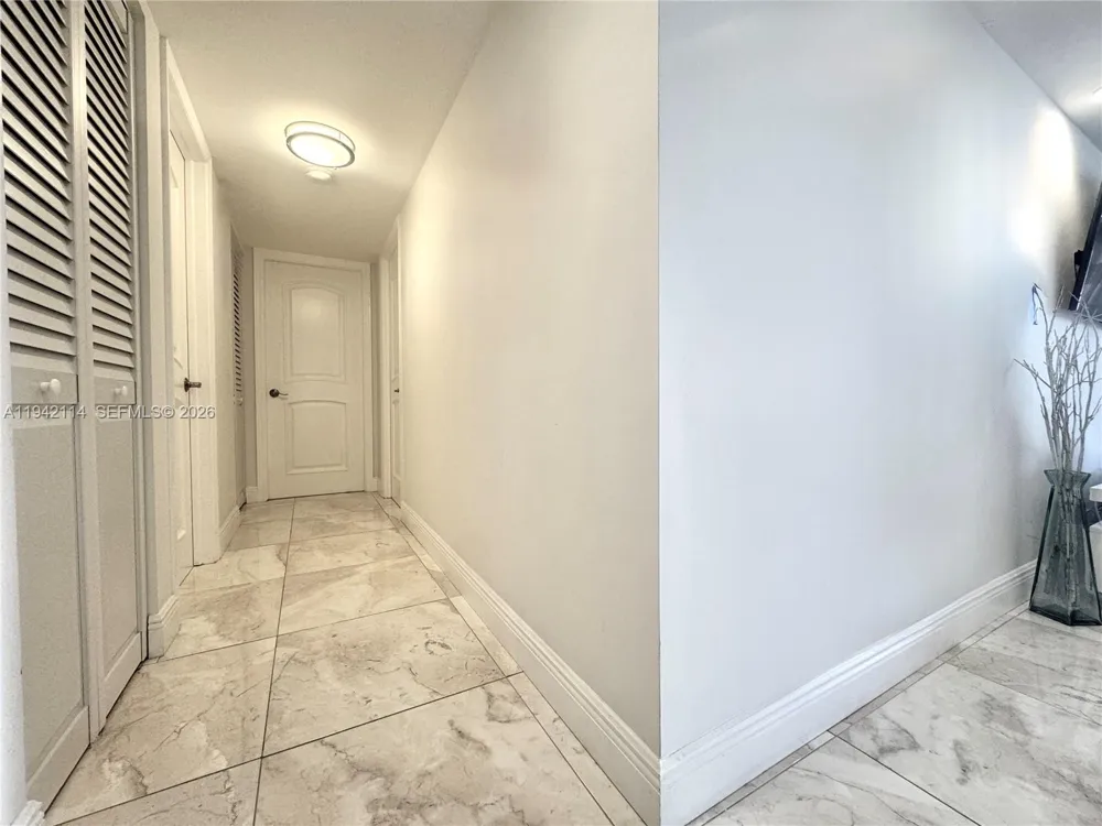 3800 S Ocean Dr #519 Hollywood, FL 33019